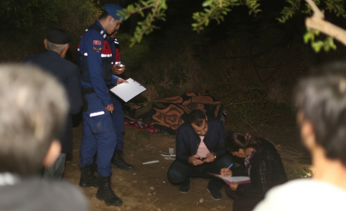 Yüksekten düşen yaşlı kadın öldü