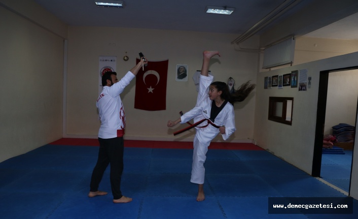 2,5 yıllık genç sporcu, tekvando Türkiye şampiyonu oldu