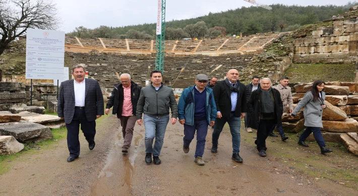 Stratonikeia Kazı Başkanı Bilal Söğüt, Belediye Başkanlarına Rehberlik Etti