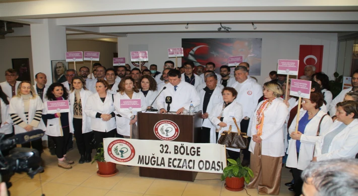 32. Bölge Muğla Eczacı Odası’ndan Eylem: Eczanelerin Ayakta Kalması İçin Acil Önlemler Talebi