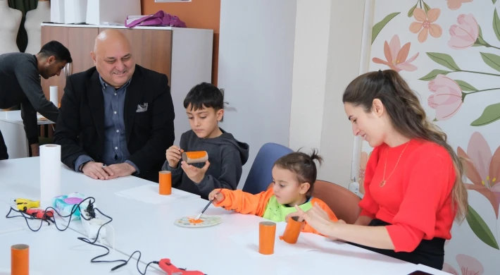 BAŞKAN GÜNAY, KADIN YAŞAM MERKEZİ VE SAĞLIK BİRİMİNİ ZİYARET ETTİ