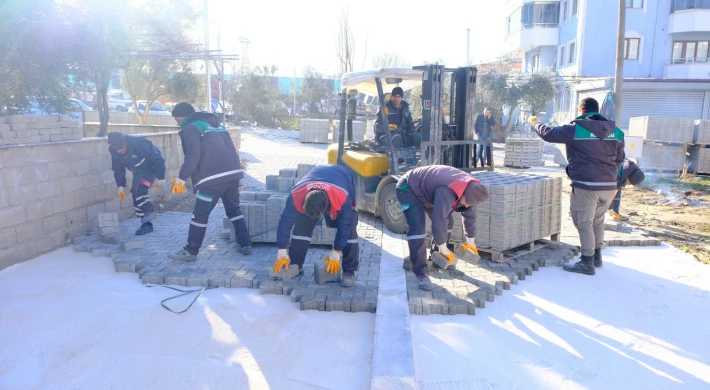 YATAĞAN’DA YOL VE ÇEVRE DÜZENLEME ÇALIŞMALARI ARALIKSIZ SÜRÜYOR