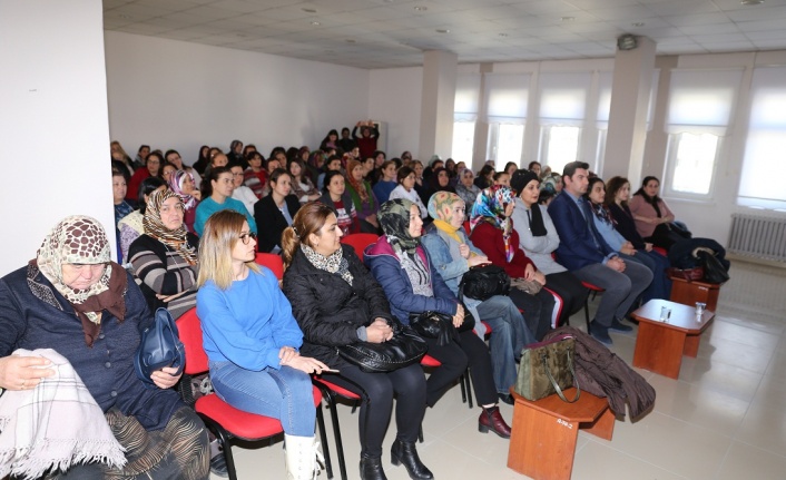Yatağan Halk Sağlığı Müdürlüğü’nden rahim ağzı kanseri semineri