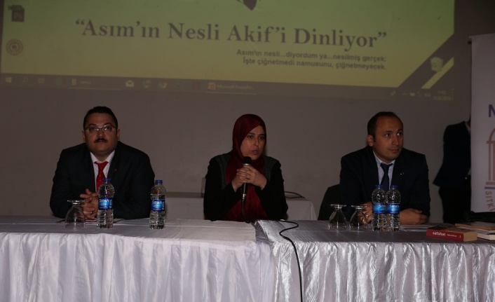 Asım’ın nesli Akif’i dinledi