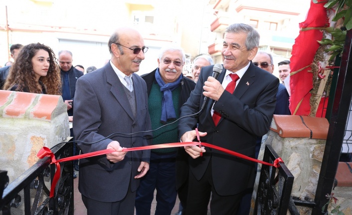 Geveze Kafe açıldı