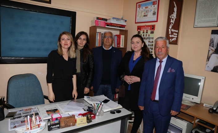 Belediyedeki Atatürk portresiyle ilgili bir açıklama da ADD’den