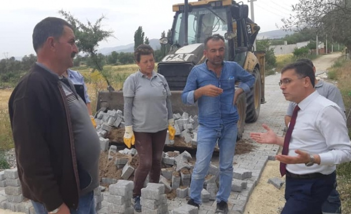 Hisarardı’nın yollarına taş döşeniyor