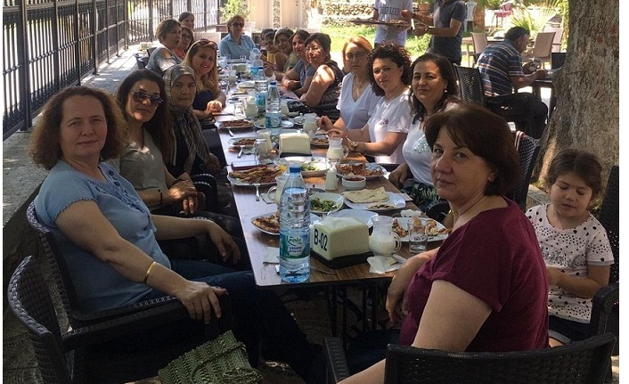 CHP Kadın Kolları ve gönüllüleri, Çayboyu’nda toplandı 