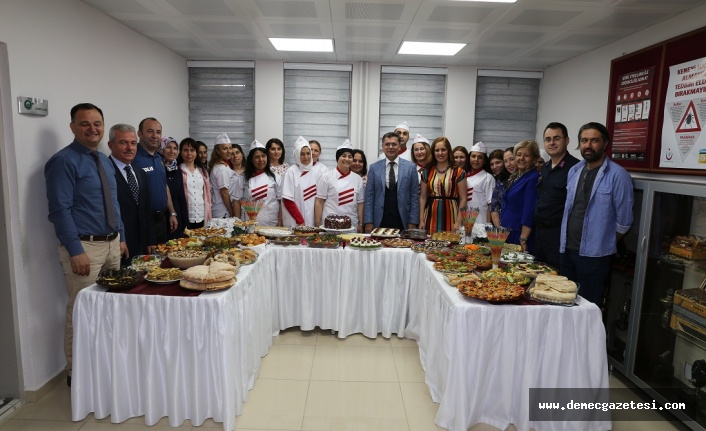 Halk Eğitimi Merkezi’nden yılsonu sergisi