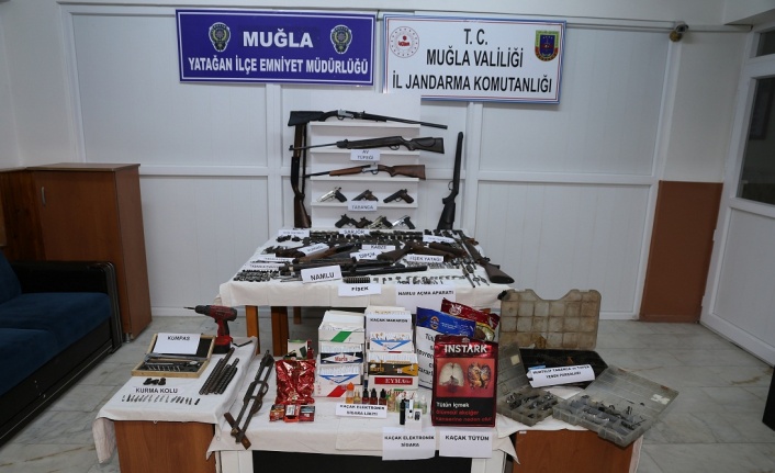 Emniyet ve jandarmadan ortak kaçak silah ve tütün operasyonu