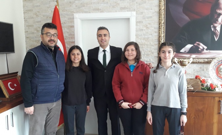 Genç okçulardan Kaymakam Çiçek’e ziyaret