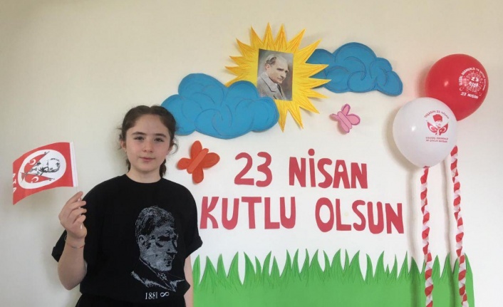 23 Nisan’ı, evlerinde kutladılar