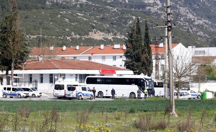 646 hükümlü tahliye edildi