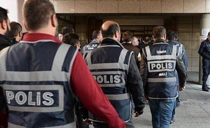 Sevgilisine taciz mesajı atan amcaoğlunu dövdü