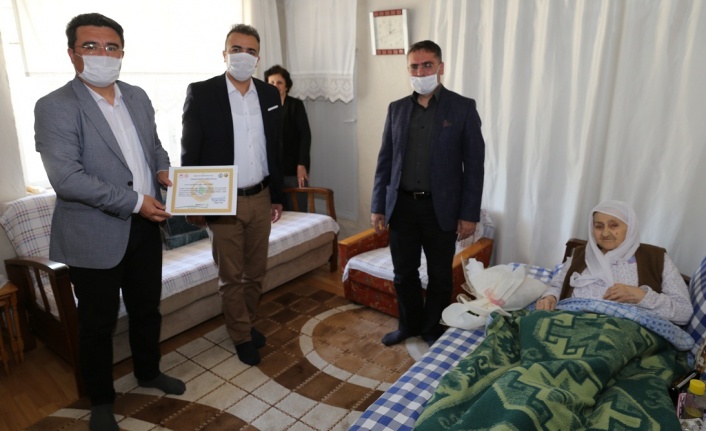 Çiçek ve Toksöz, Anneler Günü’nü kutladı