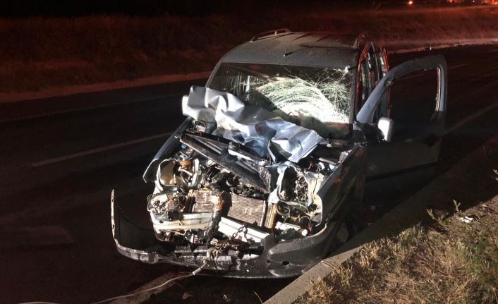 Alkollü sürücü traktöre çarptı: 2 ağır yaralı