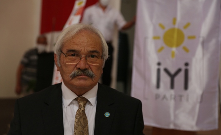 İYİ Parti’de Sadet Kocasarı güven tazeledi