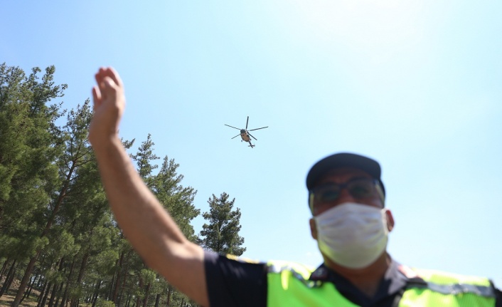 Jandarmadan helikopterli trafik denetimi