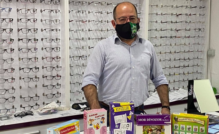 “Polis Amca Kütüphanesi”ne esnaf desteği