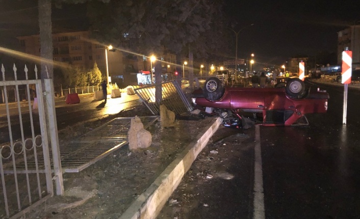 İnönü Bulvarı’nda birbirinden ilginç iki kaza!