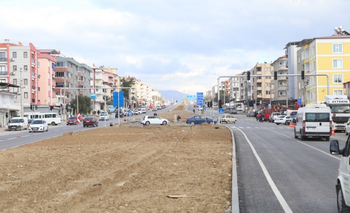 İnönü Bulvarı, çift taraflı trafiğe açılıyor