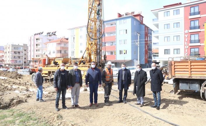 İnönü Bulvarı’nın ağaçları artık kurumayacak!