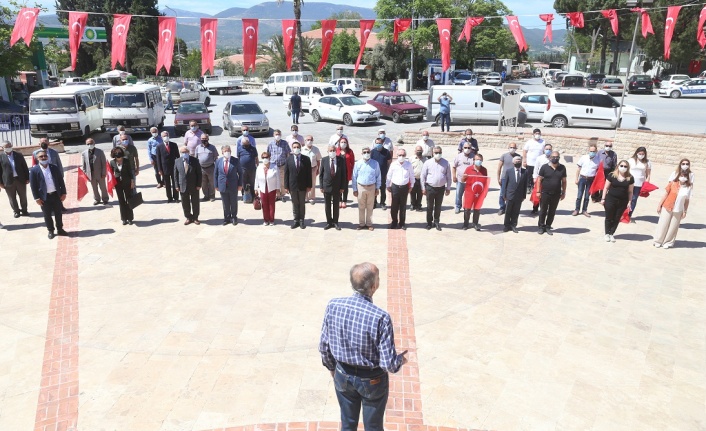 CHP, İYİ Parti ve ADD’den alternatif çelenk töreni