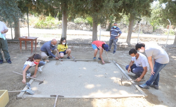 BİLSEM öğrencileri, Stratonikeia’da kazı yaptı