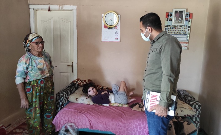 CHP’li gençler, Eda’ya el uzattı