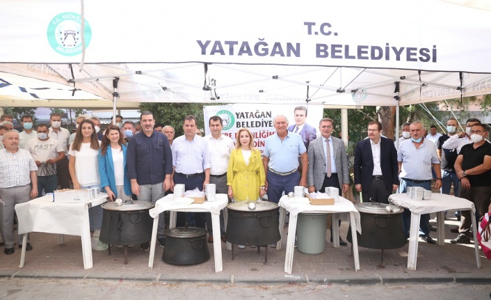 Aşureler bu kez de Yatağan Belediye tarafından pişirildi