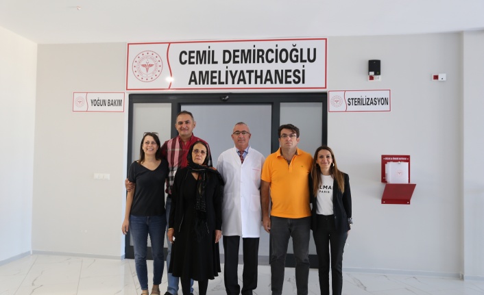 Başhekimden Demircioğlu Ailesine Plaket