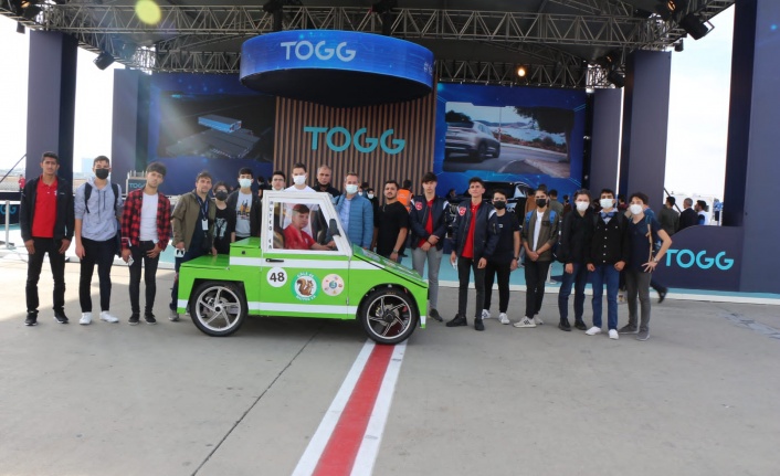 MESLEK LİSELİ GENÇLERİMİZ 2021 TEKNOFEST’TEN ÖDÜLLE DÖNDÜLER