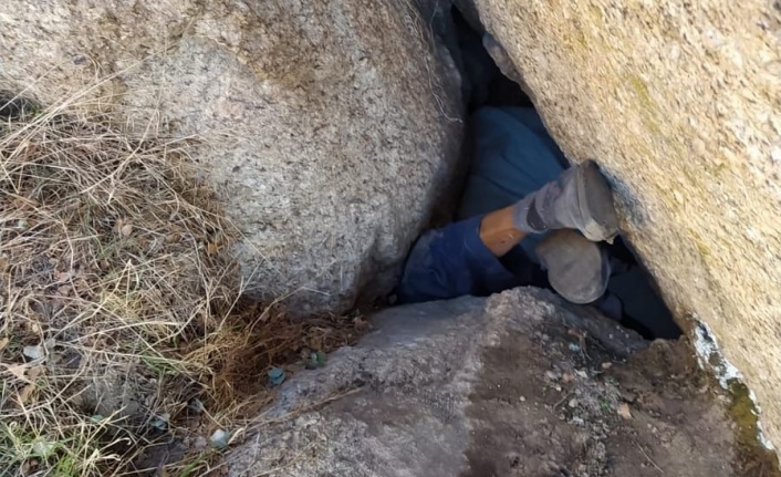 KAYALIKLARDAN DÜŞEN YAŞLI ADAM FECİ ŞEKİLDE CAN VERDİ