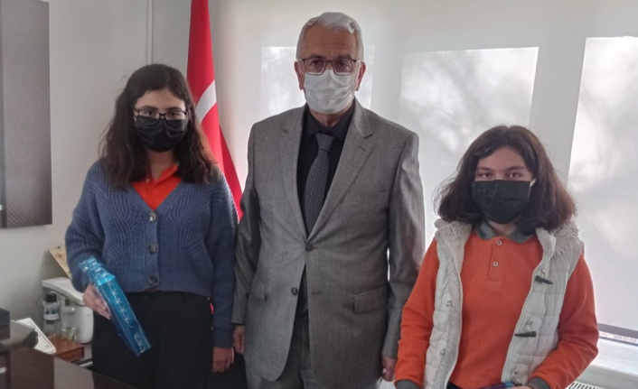 YATAĞAN’IN GENÇ ŞAİRLERİ ÖDÜLLENDİRİLDİ