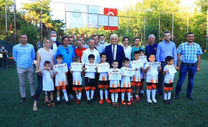 BÜYÜKŞEHİRDEN AMATÖR SPOR KULÜPLERİNE DESTEK