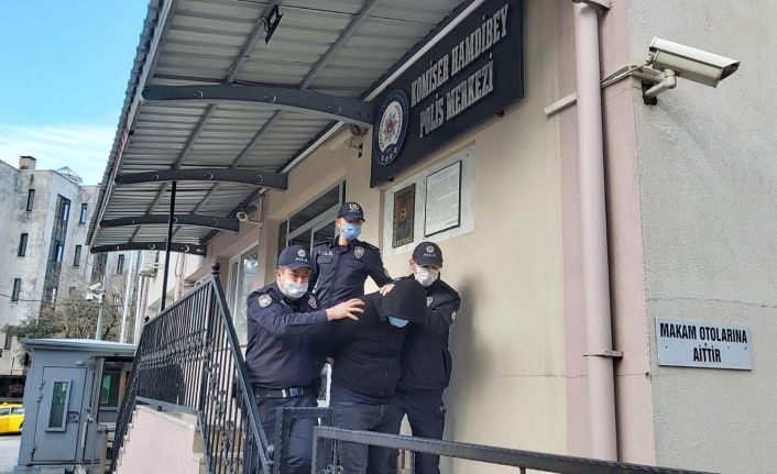 Cep Telefonu Hırsızı Polise Yakalandı