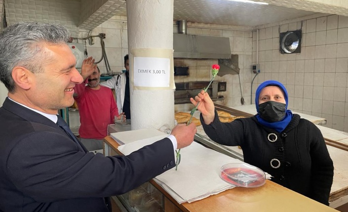 KAHRAMAN VE YÖNETİMİ KADINLAR GÜNÜNÜ KUTLADI