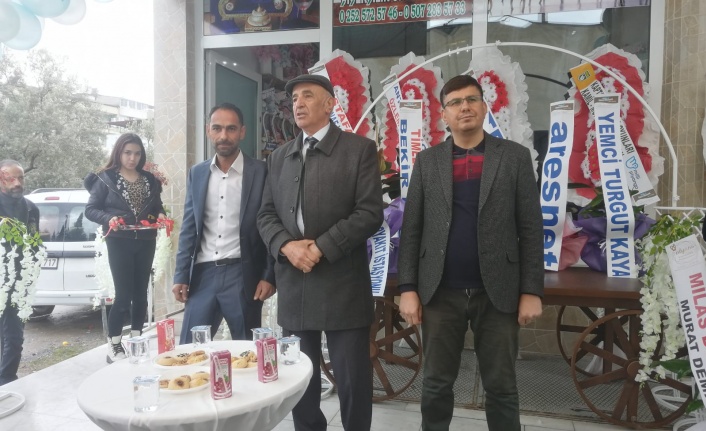 YATAĞAN’DA MAVİ ADA ÇİÇEKÇİLİK HİZMETE GİRDİ