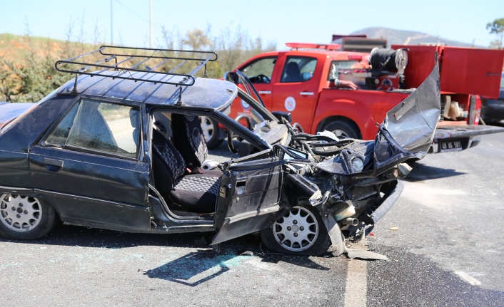 HASTANE YOLUNDA KAZA: 1 YARALI!