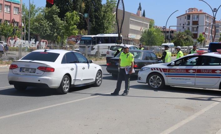 Yatağan’da ’Yayalar İçin 5 Adımda Güvenli Trafik’ uygulaması yapıldı