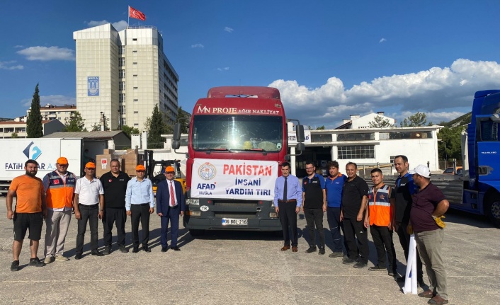 Muğla’dan Pakistan’a Yardım Tırları Yola Çıktı