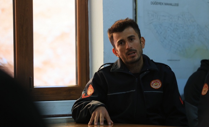 Deprem Kahramanları Anlattı; “Cehennem Çukurundan Bir Hayatı Kurtarmanın Mutluluğu Anlatılamaz”