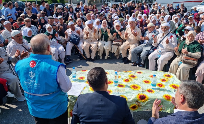 HACI ADAYLARI KUTSAL TOPRAKLARA UĞURLANDI