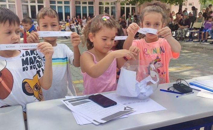 ANASINIFI VE İLKOKULA BAŞLAYACAK ÖĞRENCİLER İÇİN KURALAR ÇEKİLİYOR