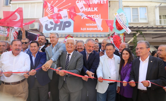 Tahliye edilen parti binası yeni yerinde açıldı