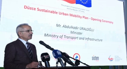 Bakan Uraloğlu, ’sürdürülebilir ulaşım’ mesajını Düzce’den verdi