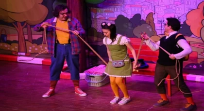 Muğla’da çocuklara eğitici gösteri