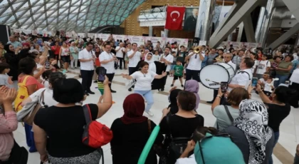 Ünlüler bu festivale akın ediyor