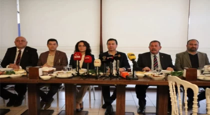 CHP’li belediye başkan adayları basınla buluştu