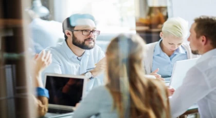 İşyeri ortamı çalışanların mutluluğunu etkiliyor